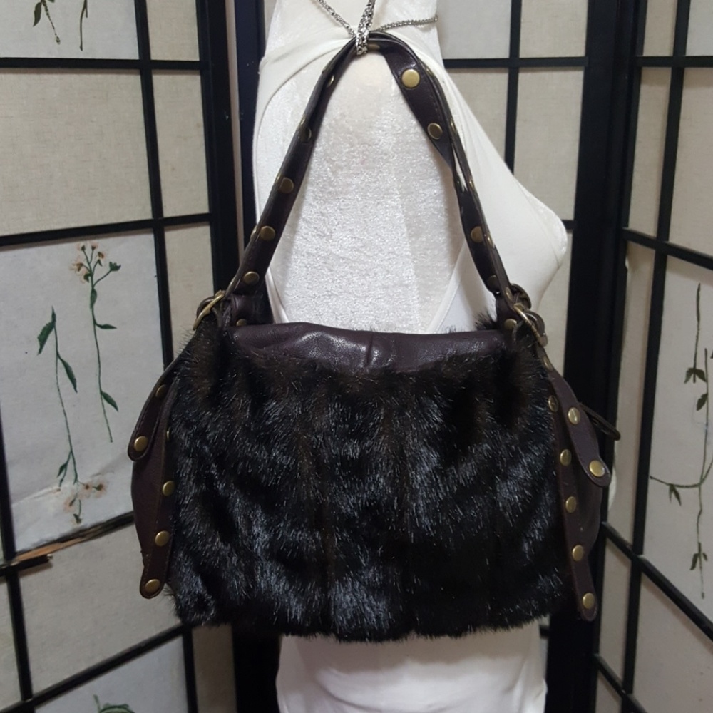 🎈METRO 7🎈 women's dark brown handbag